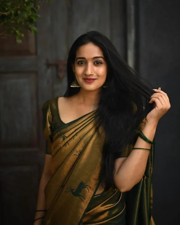 Marziyaa_Printed_Banarasi_Silk_Blend_Saree_(Green)