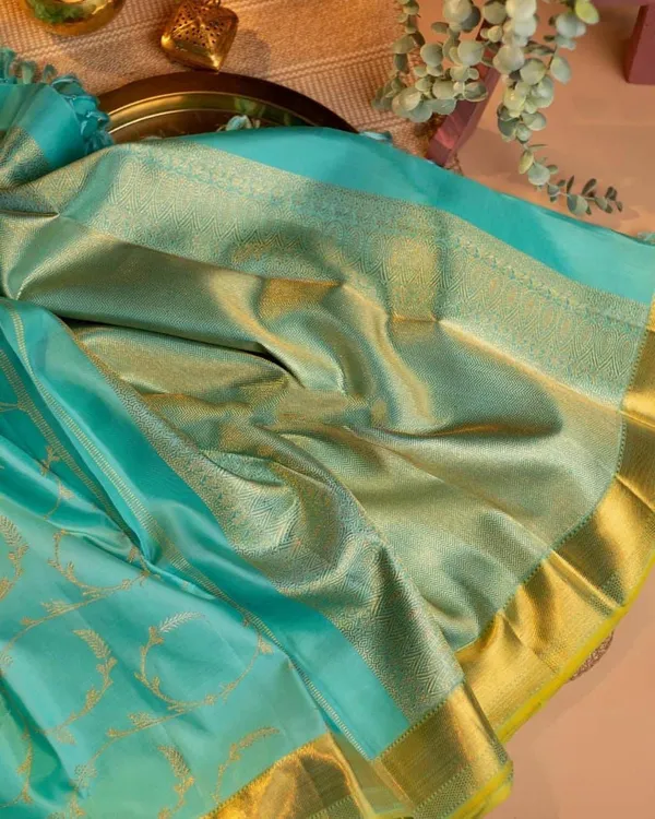 Marziyaa_Printed_Banarasi_Jacquard_Saree_(Light_Blue)