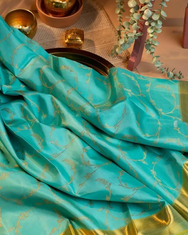 Marziyaa_Printed_Banarasi_Jacquard_Saree_(Light_Blue)