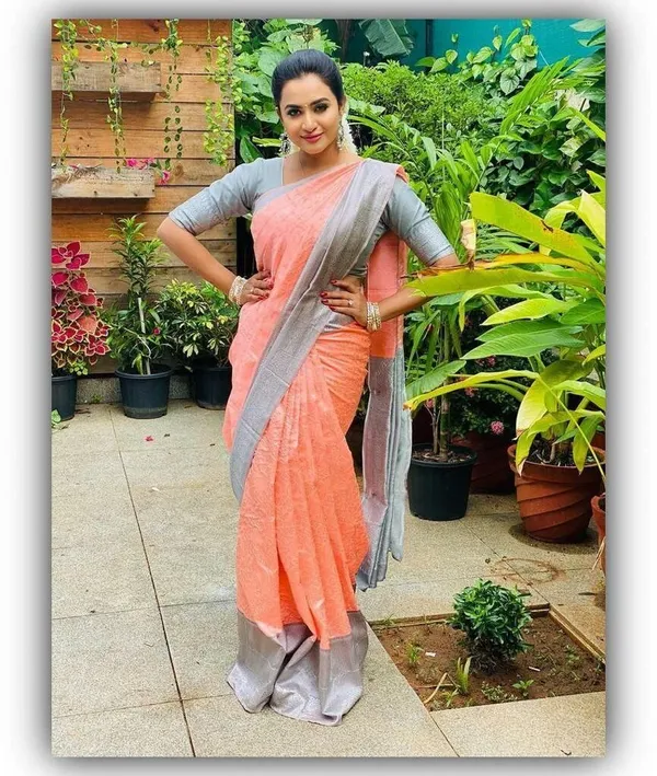 Marziyaa_Printed_Banarasi_Jacquard_Saree_(Pink)