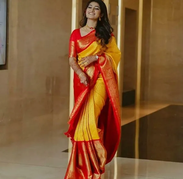Marziyaa_Polka_Print_Banarasi_Jacquard_Saree_(Yellow)
