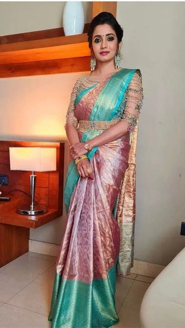 Marziyaa_Woven_Banarasi_Jacquard_Saree_(Pink_Light_Blue)