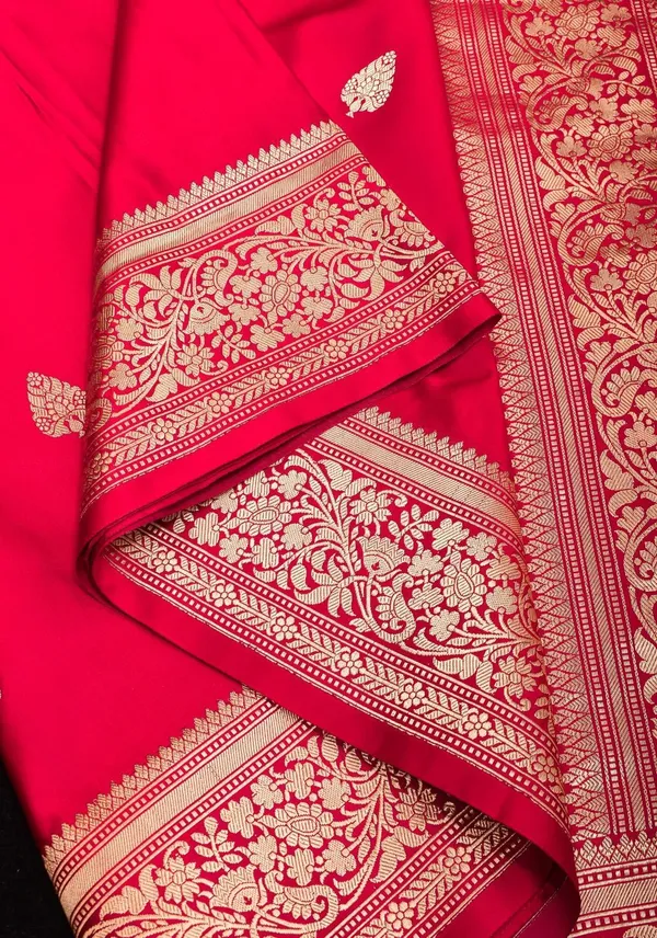 Marziyaa_Floral_Print_Banarasi_Jacquard_Saree_(Pink)