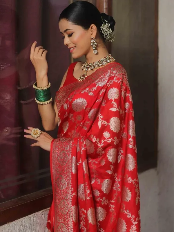 Marziyaa_Floral_Print_Banarasi_Jacquard_Saree_(Red)