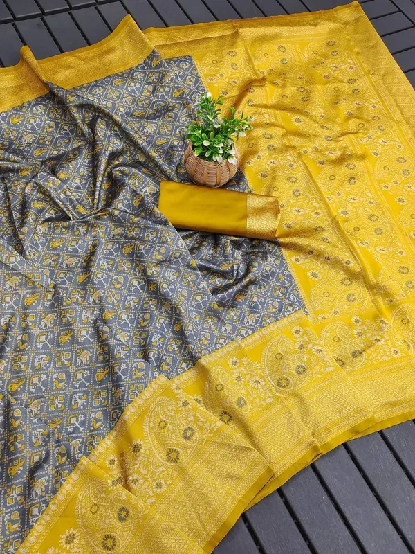 Marziyaa_Animal_Print_Banarasi_Jacquard_Saree_(Grey_Yellow)