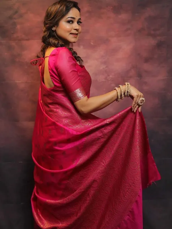 Marziyaa_Embroidered_Banarasi_Jacquard_Saree_(Pink)