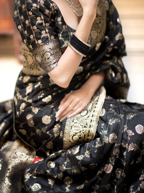 Marziyaa_Printed_Banarasi_Jacquard_Saree_(Black)