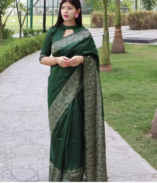 Marziyaa_Self_Design_Banarasi_Jacquard_Saree_(Green)