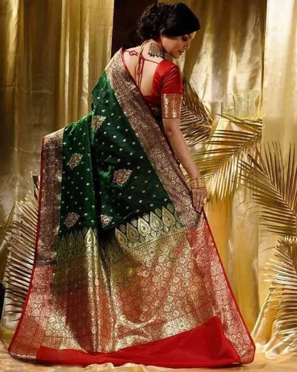 Marziyaa_Woven_Banarasi_Jacquard_Saree_(Green_Red)