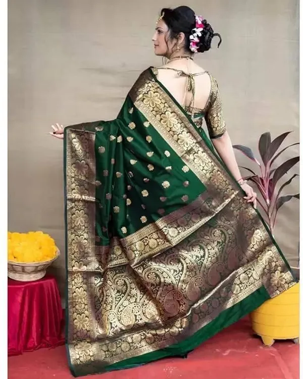 Marziyaa_Polka_Print_Self_Design_Banarasi_Brocade_Saree_(Dark_Green)