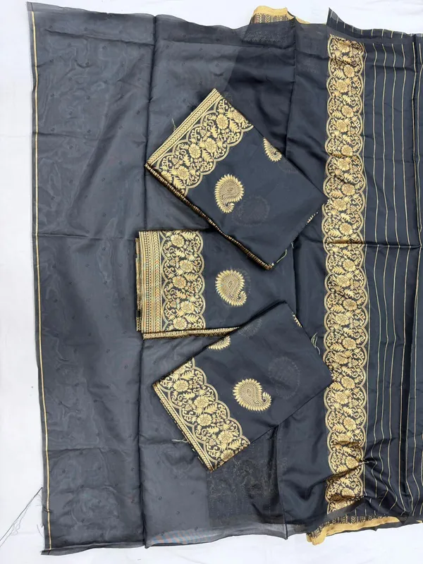 Marziyaa_Woven_Striped_Assam_Silk_Brocade_Saree_(Black)