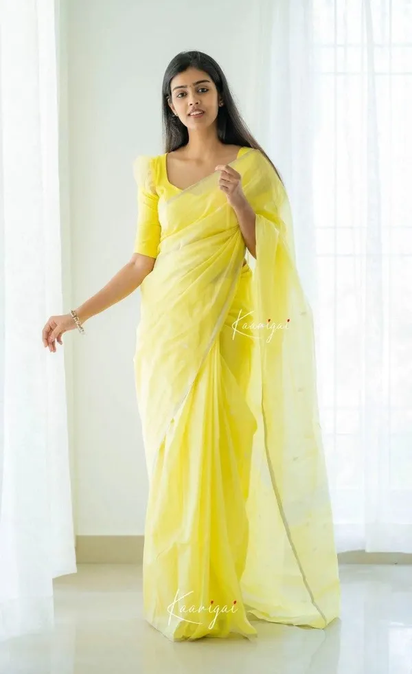 Marziyaa_Plain_Daily_Wear_Brocade_Saree_(Yellow)