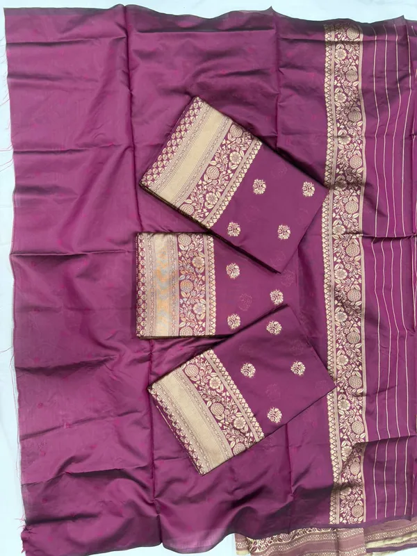 Marziyaa_Woven_Banarasi_Brocade_Saree_(Magenta)