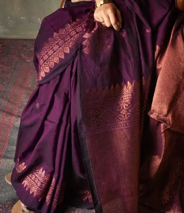 Marziyaa_Woven_Temple_Border_Banarasi_Jacquard_Saree_(Purple)