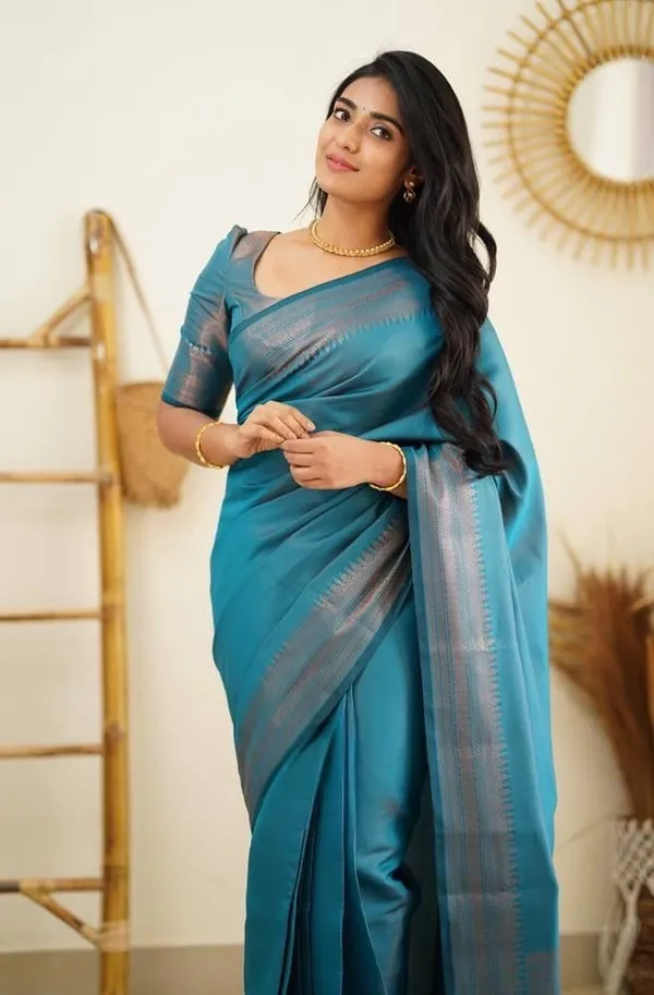 Marziyaa_Self_Design_Banarasi_Jacquard_Saree_(Light_Blue)