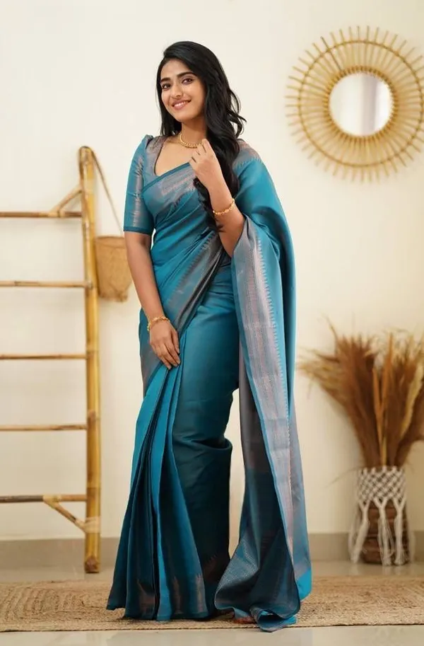Marziyaa_Self_Design_Banarasi_Jacquard_Saree_(Light_Blue)