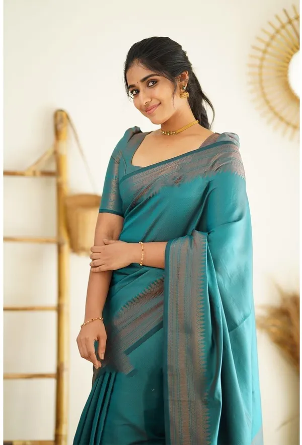 Marziyaa_Self_Design_Banarasi_Jacquard_Saree_(Light_Green)