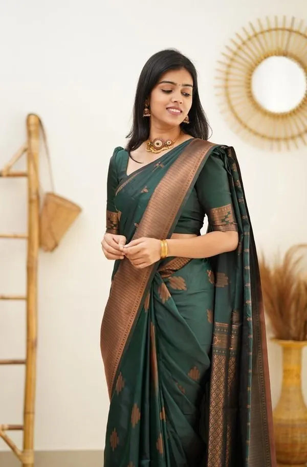 Marziyaa_Self_Design_Banarasi_Jacquard_Saree_(Green)