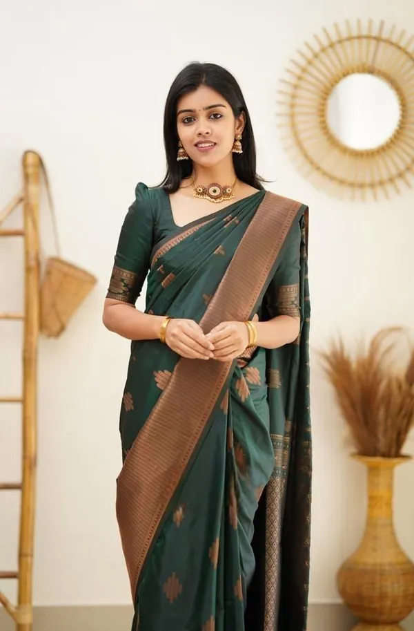 Marziyaa_Self_Design_Banarasi_Jacquard_Saree_(Green)