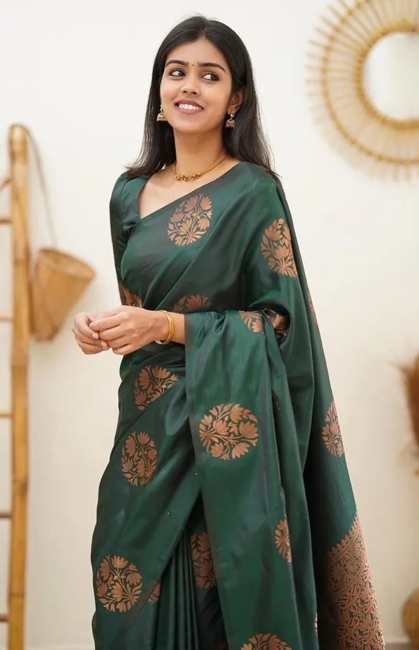 Marziyaa_Self_Design_Banarasi_Jacquard_Saree_(Green)
