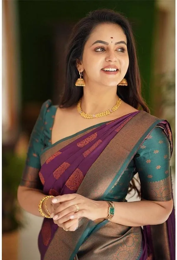 Marziyaa_Self_Design_Banarasi_Jacquard_Saree_(Purple)