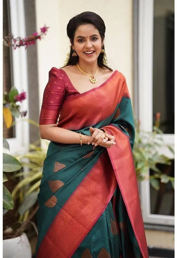 Marziyaa_Self_Design_Banarasi_Jacquard_Saree_(Light_Green)