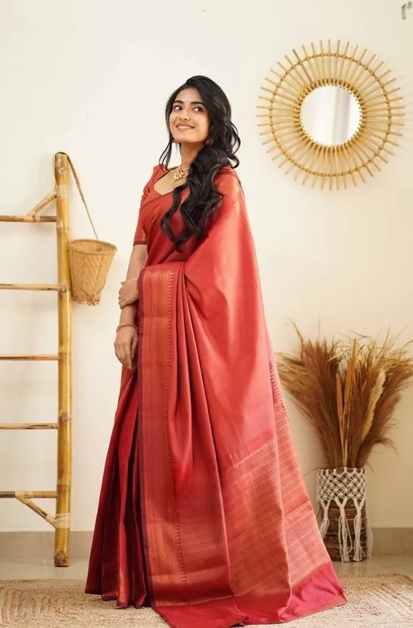 Marziyaa_Self_Design_Banarasi_Jacquard_Saree_(Red)