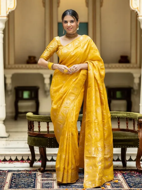 Marziyaa_Self_Design_Banarasi_Jacquard_Saree_(Yellow)