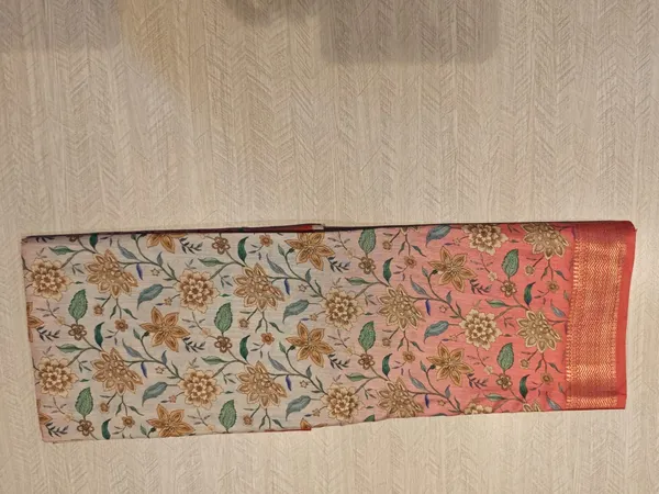 Beige_And_Pink_Cotton_Floral_Printed_Saree_For_Women