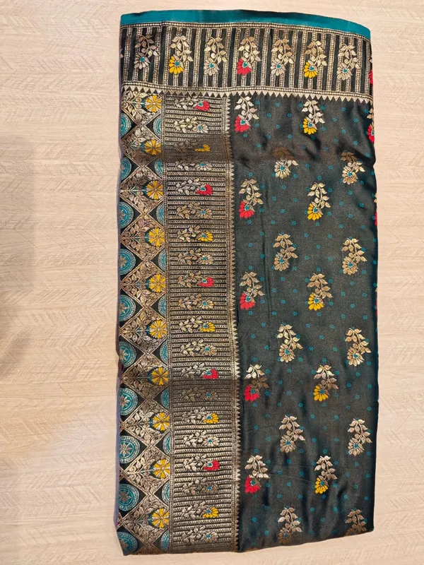 Charcoal_Grey_Banarasi_Satin_Floral_Print_Saree_For_Women
