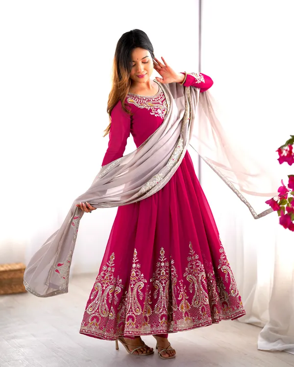 Magenta_Georgette_Embroidered_Sequence_Anarkali_Suit_For_Women