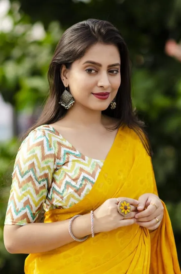 Yellow_Turkey_Silk_Woven_Butterfly_Saree_For_Women