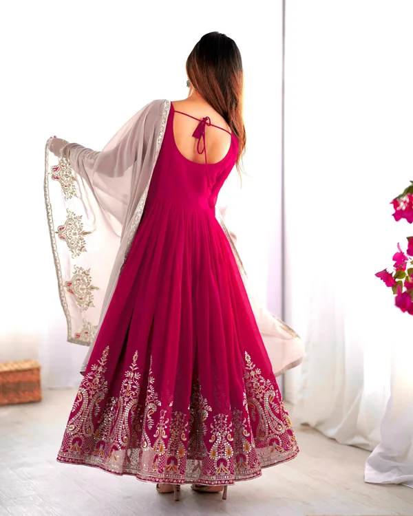 Magenta_Georgette_Embroidered_Sequence_Anarkali_Suit_For_Women