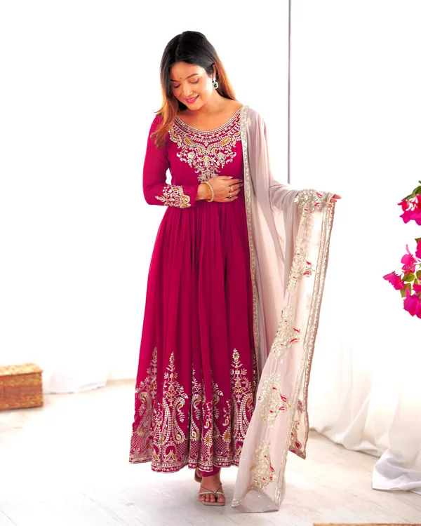 Magenta_Georgette_Embroidered_Sequence_Anarkali_Suit_For_Women