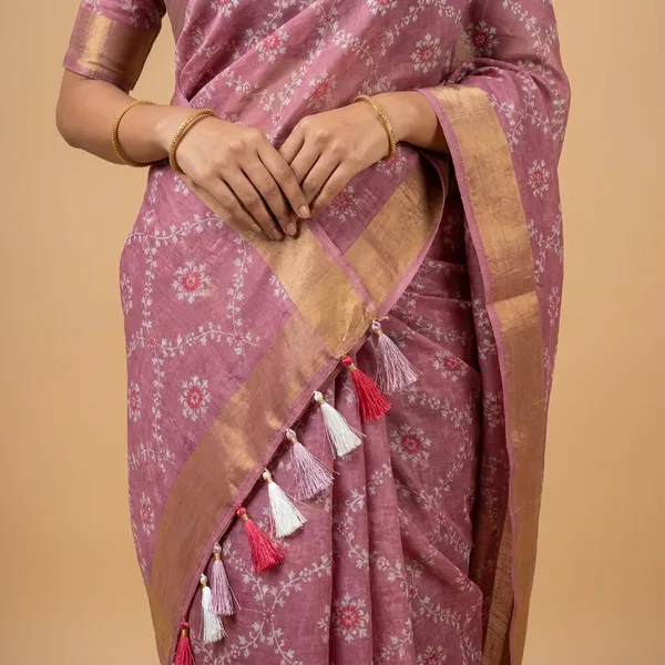 Pink_Shimmer_Kota_Slub_Bandhani_Print_Gold_Border_Saree_For_Women