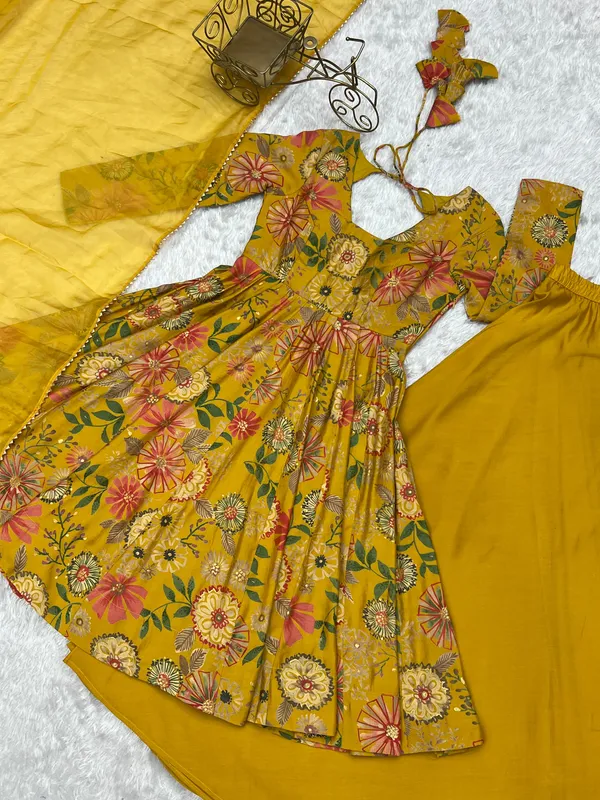 Riyvaa_Roman_Silk_Chanderi_Kediya_Kurta_Set_with_Palazzo_&_Organza_Dupatta