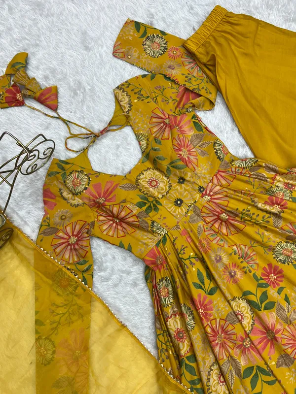 Riyvaa_Roman_Silk_Chanderi_Kediya_Kurta_Set_with_Palazzo_&_Organza_Dupatta