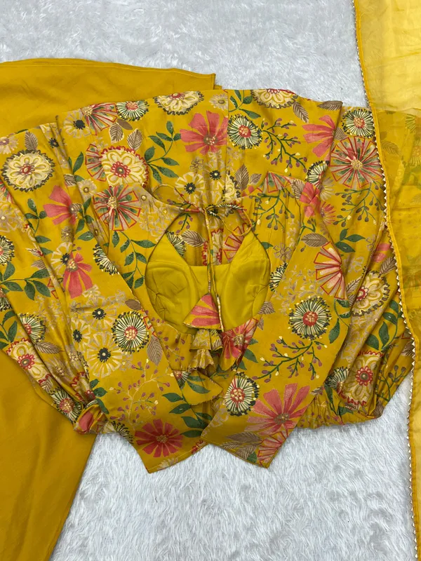 Riyvaa_Roman_Silk_Chanderi_Kediya_Kurta_Set_with_Palazzo_&_Organza_Dupatta