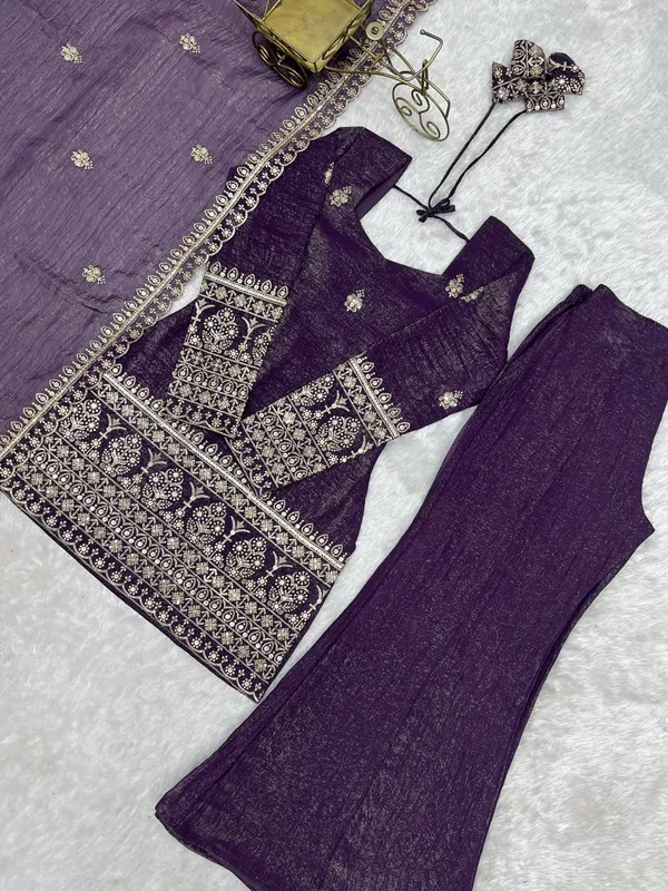Riyvaa_Crunchy_Silk_Embroidered_Kurta_Set_with_Dupatta_&_Bell_Bottom