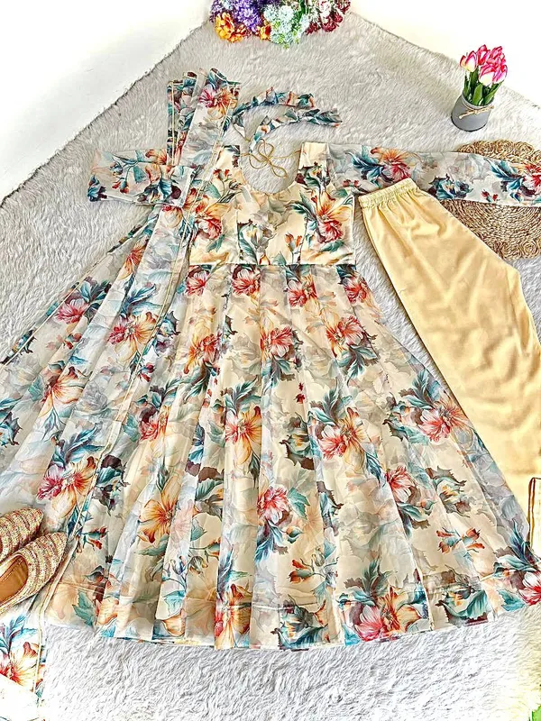 Riyvaa_Organza_Silk_Anarkali_Gown_Set_With_Dupatta_And_Pant