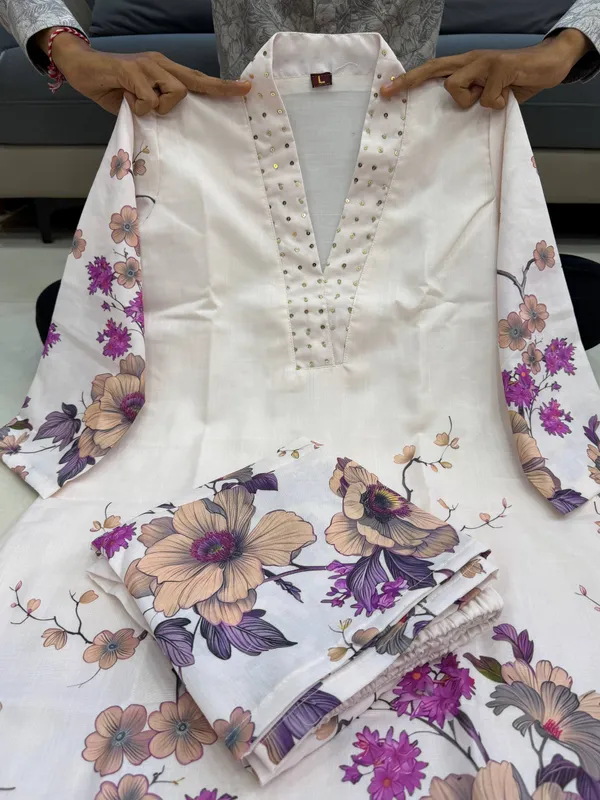 Riyvaa_Pure_Lilan_Cotton_Handwork_Co-Ord_Set_with_Bracelet