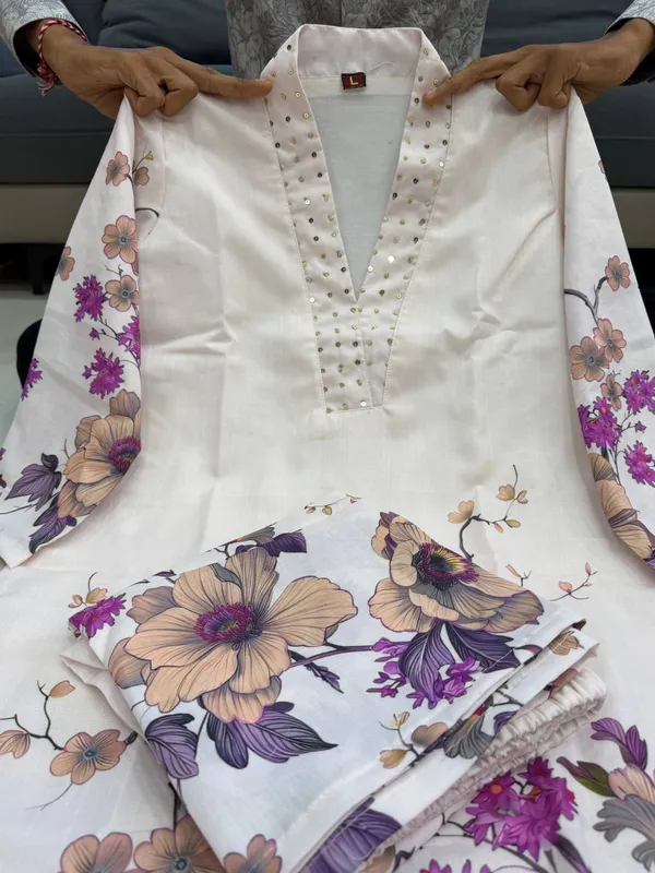Riyvaa_Pure_Lilan_Cotton_Handwork_Co-Ord_Set_with_Bracelet