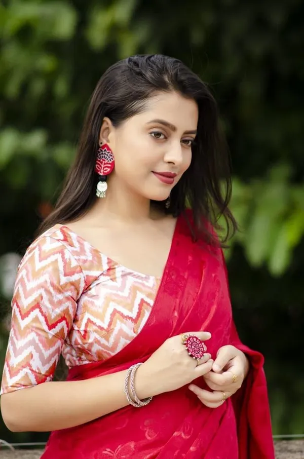 Red_Turkey_Silk_Woven_Butterfly_Saree_For_Women