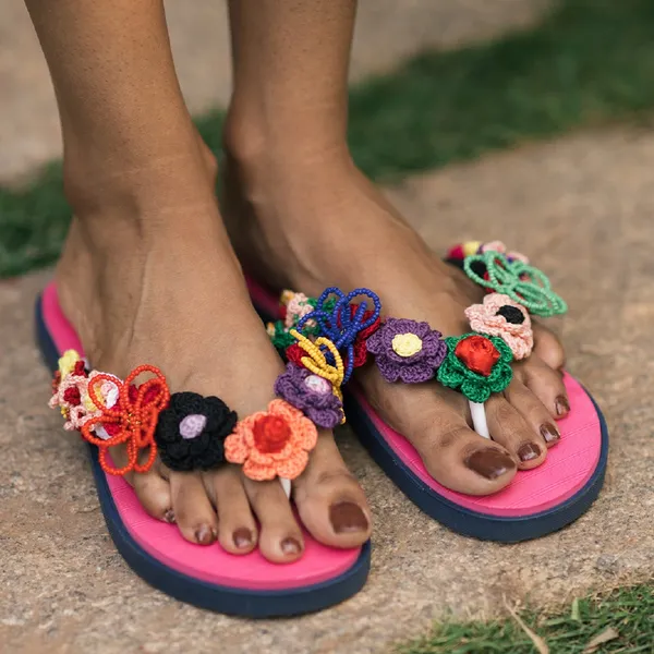 Pink_Synthetic_Crochet_Bead_Flower_Flip_Flops_For_Women