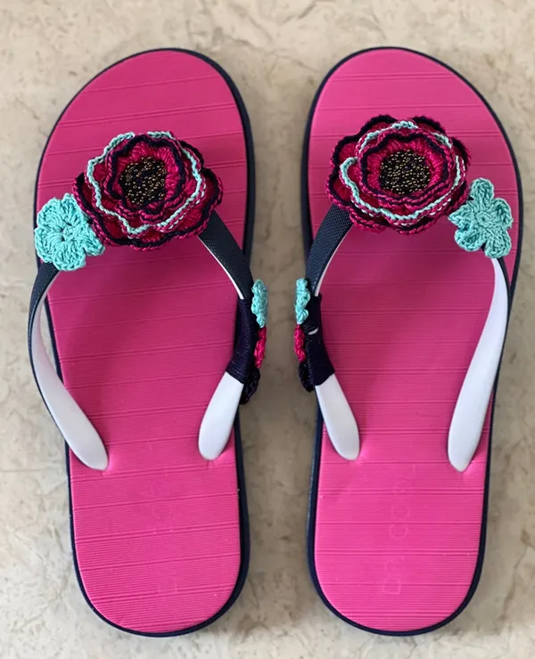 Pink_Synthetic_Crochet_Flower_Flip_Flops_For_Women