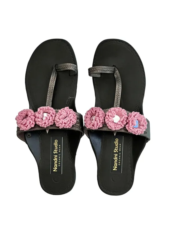 Antique_Grey_Synthetic_Crochet_Flower_Kolhapuri_Slippers_For_Women