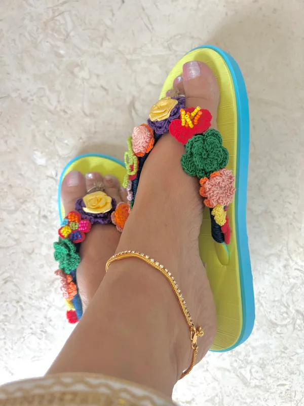 Lime_Green_Crochet_Bead_Flowers_Flip_Flops_For_Women