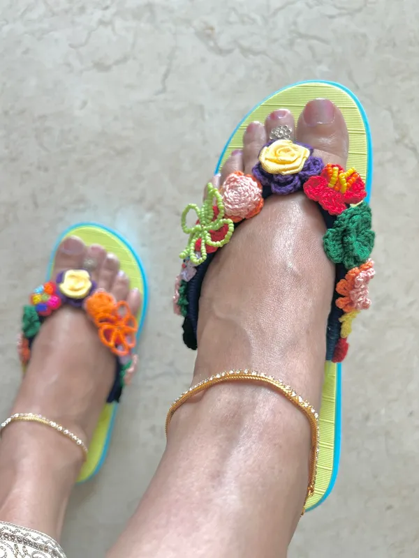 Lime_Green_Crochet_Bead_Flowers_Flip_Flops_For_Women
