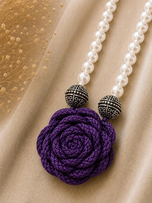 Rose_Necklace_-_Dark_Purple