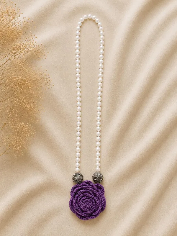 Rose_Necklace_-_Dark_Purple